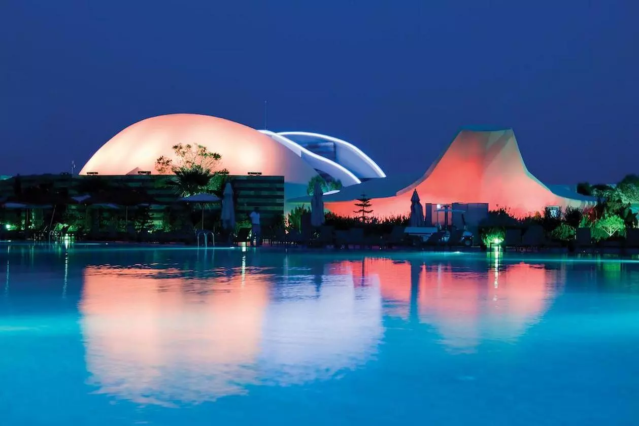 CORNELIADIAMOND_SHABAVIZ (24).jpg